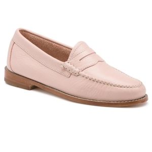 G.H. Bass WeeJuns sz 6.5